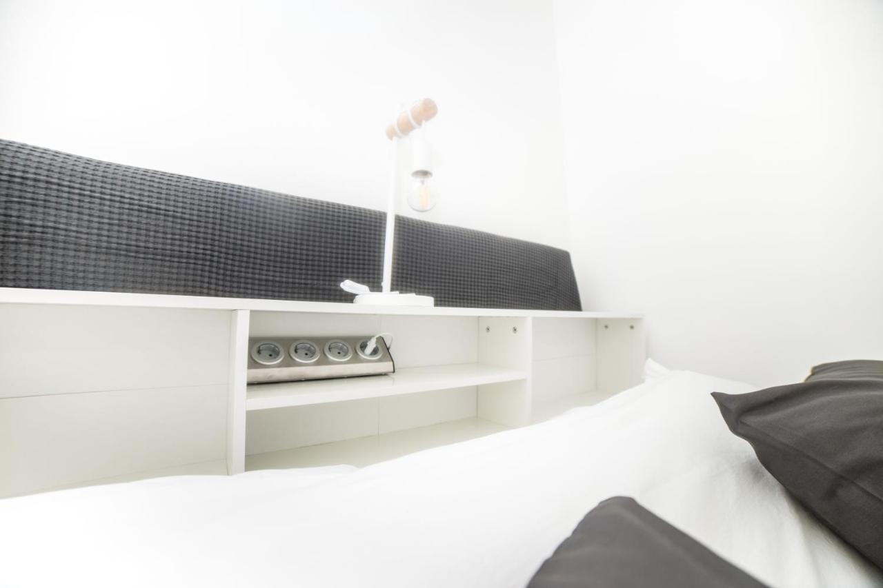 City Centre Hidden Gem! Apartment For Up To 3 People Bruselas Exterior foto