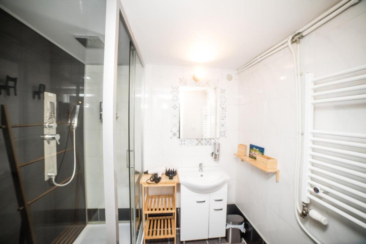 City Centre Hidden Gem! Apartment For Up To 3 People Bruselas Exterior foto