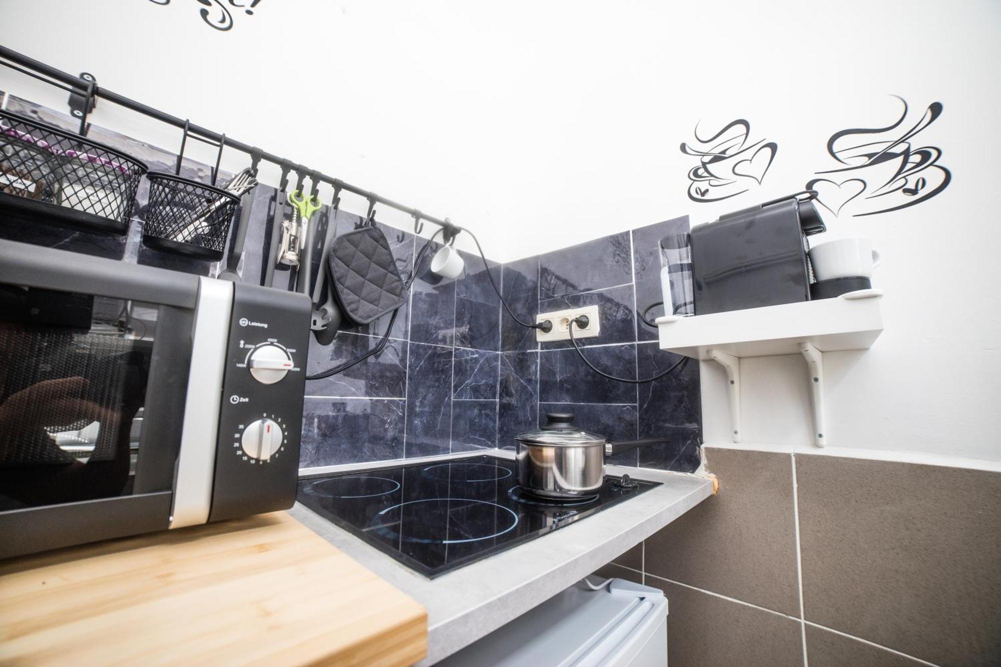 City Centre Hidden Gem! Apartment For Up To 3 People Bruselas Exterior foto
